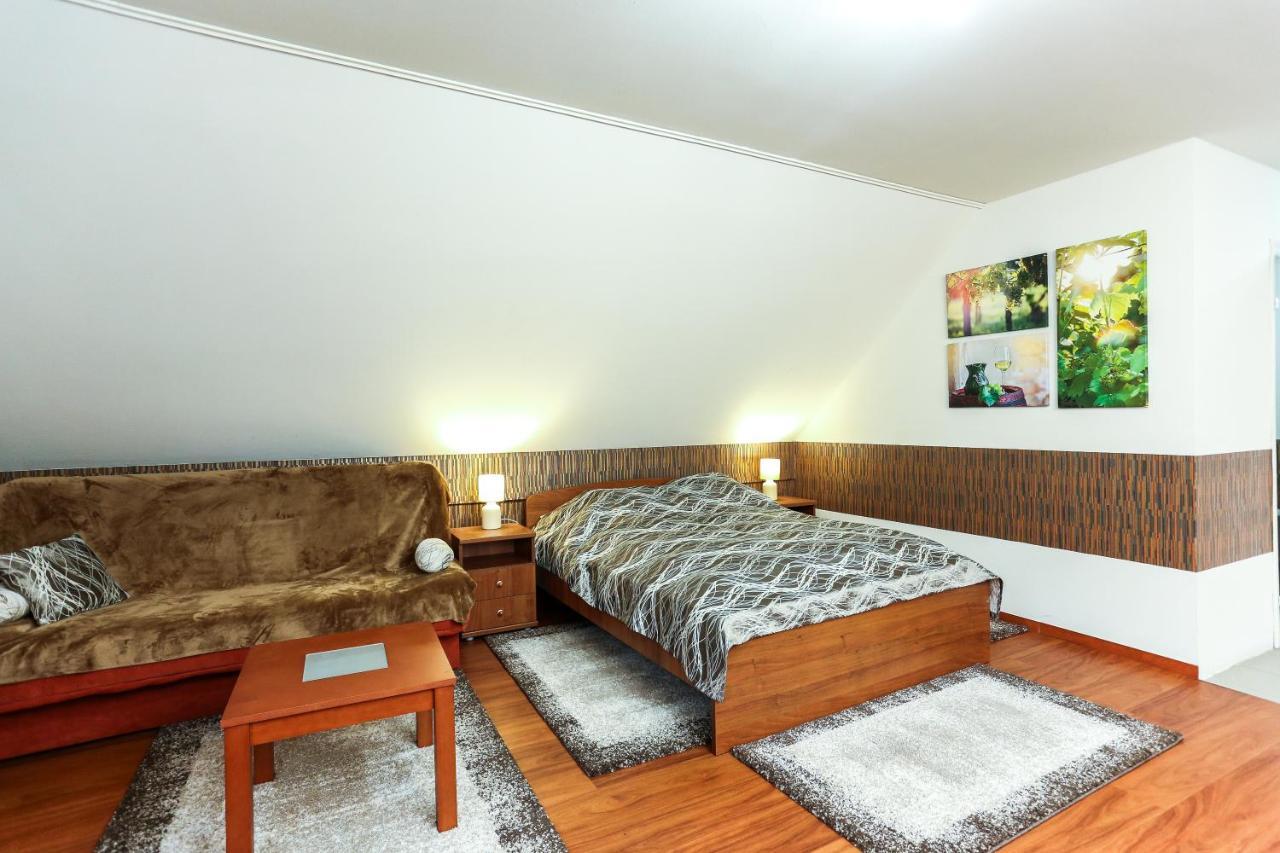 Gardi Apartman Сексард Екстер'єр фото