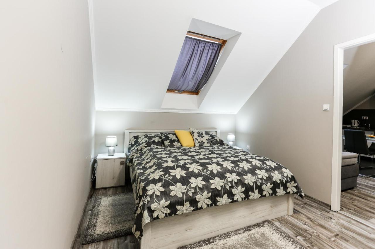 Gardi Apartman Сексард Екстер'єр фото